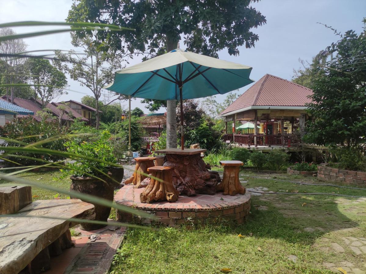 Brown House Resort Can Tho Esterno foto